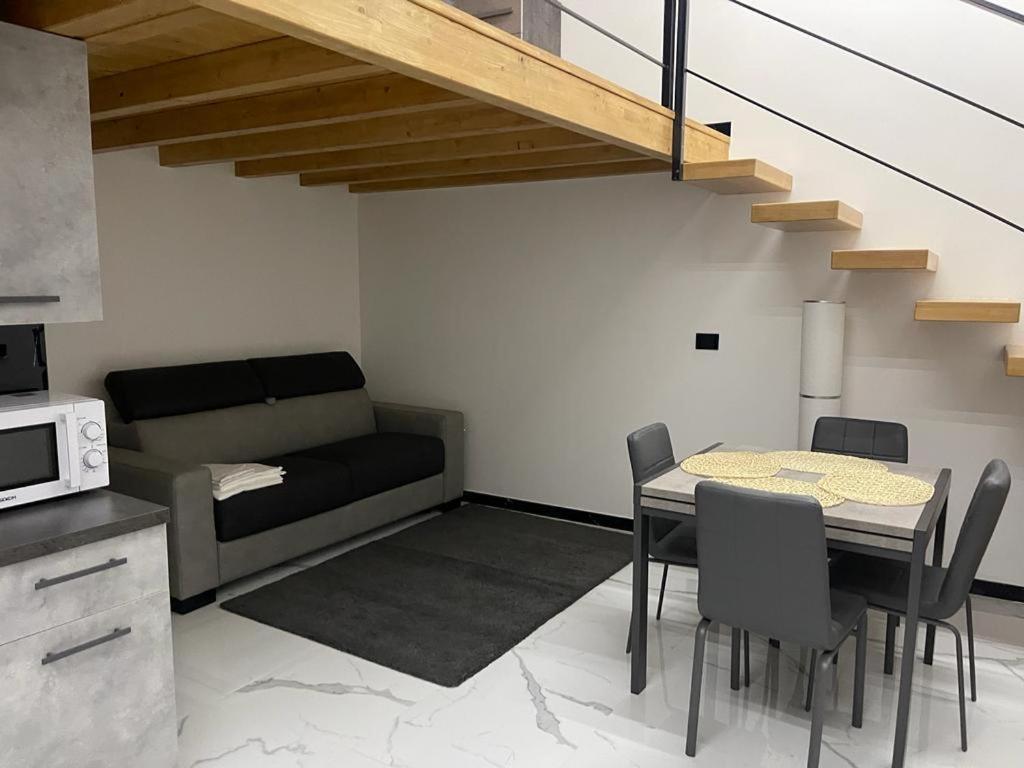 Casa Fiore Apartment Napoli Bagian luar foto